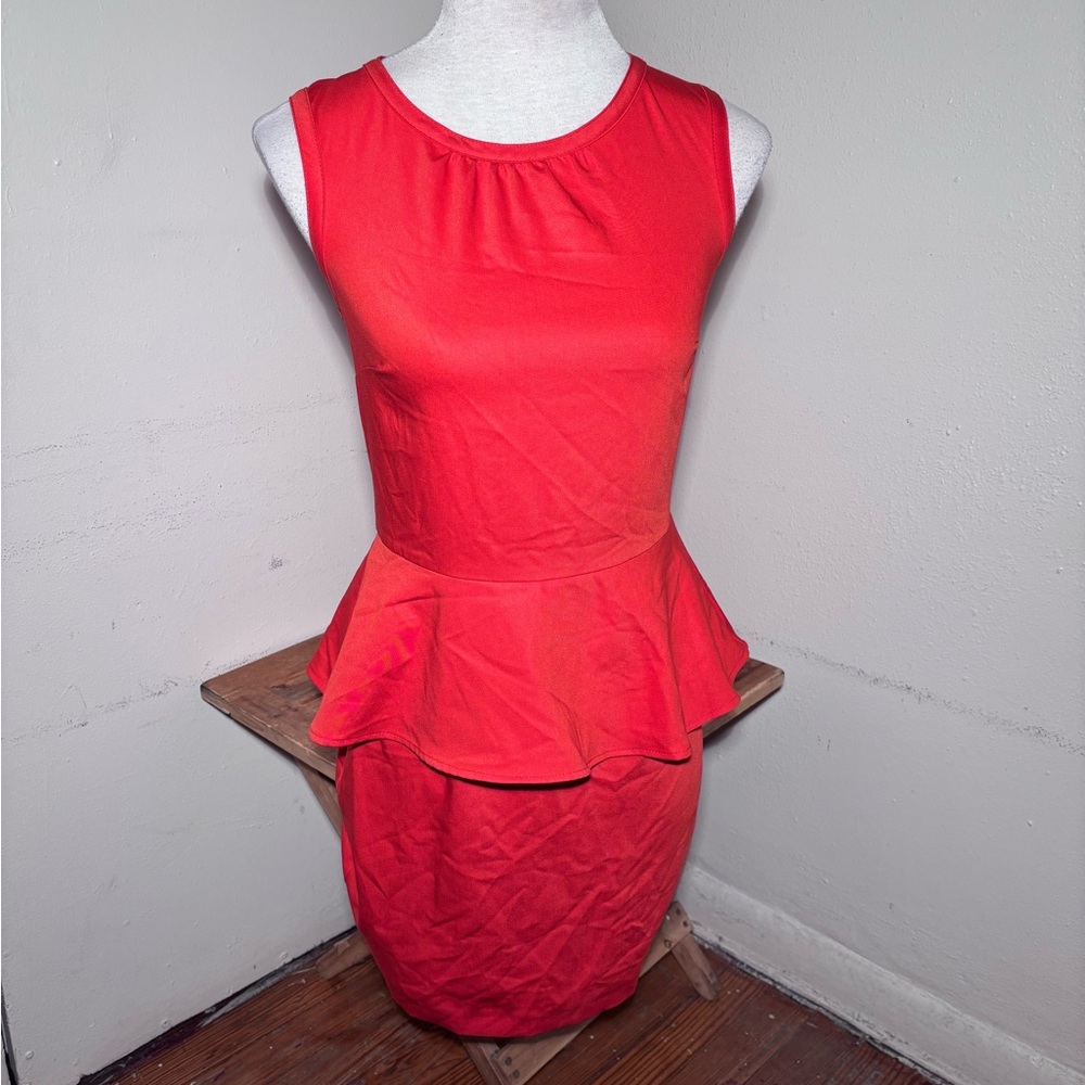 H&M Ruffle Sheath Dress - Picture 4 of 9